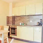 Dom-el Real 4 - Apartament Święty Włas