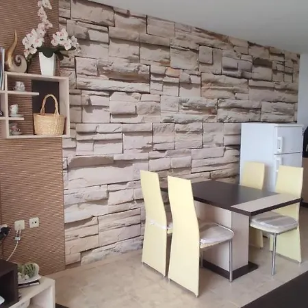 Apartmán Dom-el Real 4 -