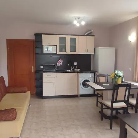 Apartamento Dom-el Real 4 - *