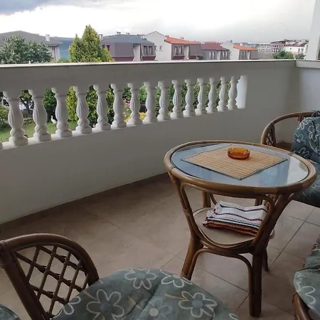 Apartmán Dom-el Real 4 -