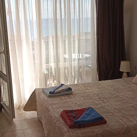 Apartmán Dom-el Real 4 - *
