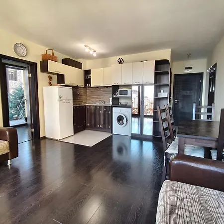 Apartamento Dom-el Real 4 - *